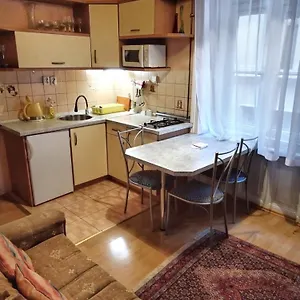 https://delux-kolonada.karlovyvary-hotels.com