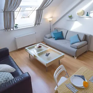 Modern Opatovicka , Praga Czechy