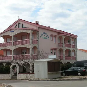 Nena , Povljana Chorwacja