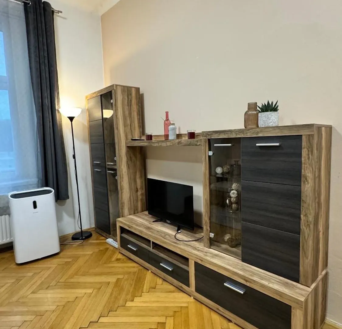 Comfort Place Brno, Hybesova Česká republika
